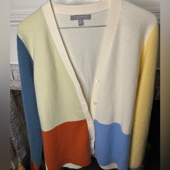 Neiman Marcus Sweaters - Neiman Marcus 100% Cashmere Colorblock Cardigan